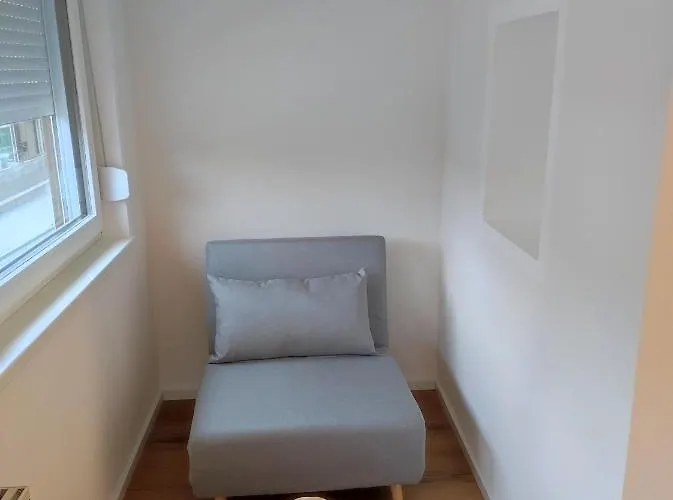 Sommerresidenz 9210 *